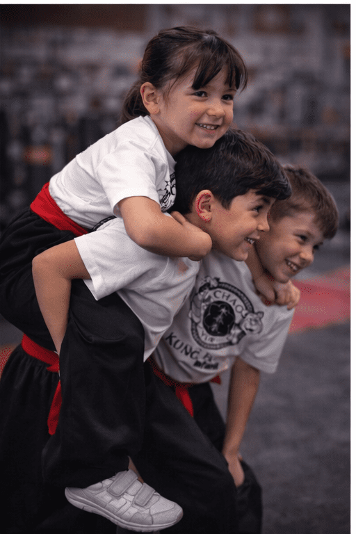 KUNG FU WING CHUN INFANTIL 4 kungfu infantil vertical 3 5